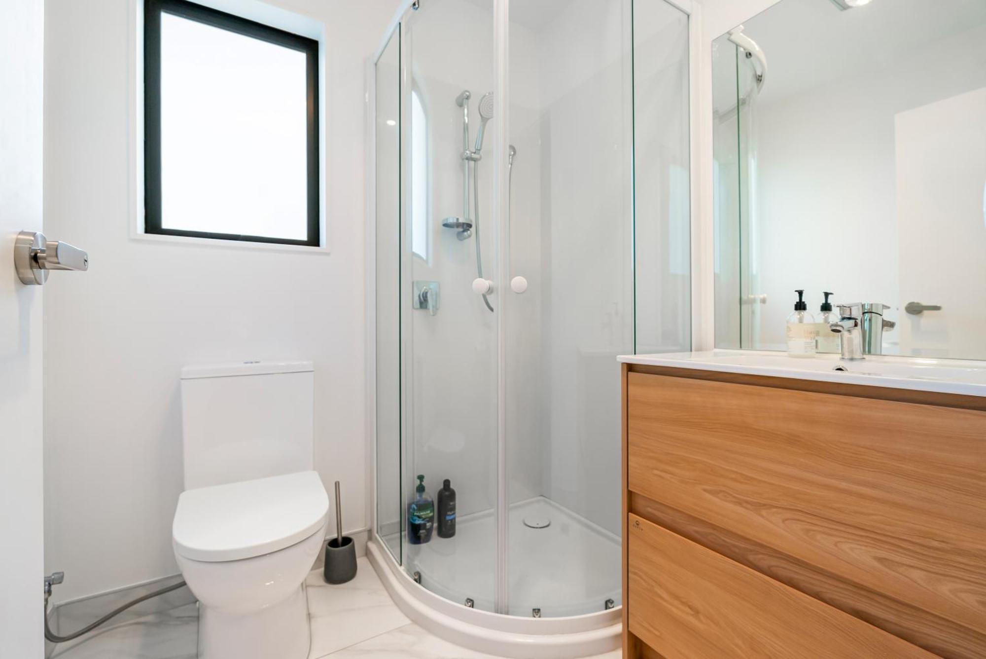 Cozy Brand New Townhouse 1 Bed & Breakfast Auckland Eksteriør bilde